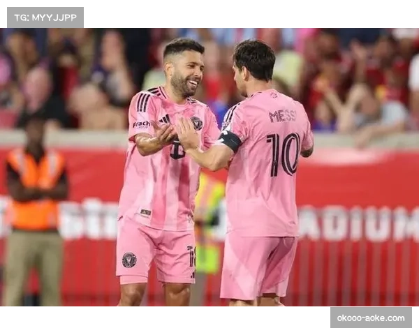 迈阿密国际阿尔巴边路助攻 与前巴萨队友默契依旧